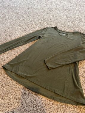 wonder nation Olive Green Long-Sleeve Scoop Neck Tee